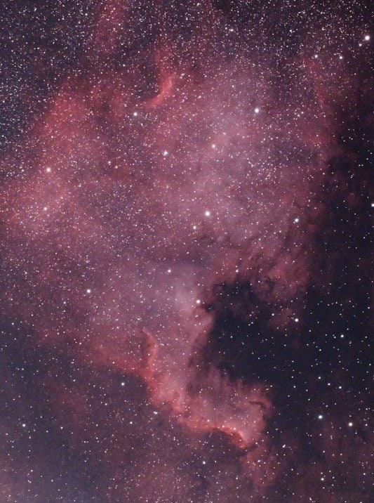 NGC 7000 - туманность. Описание NGC 7000:, Область H II в созвездии Лебедь