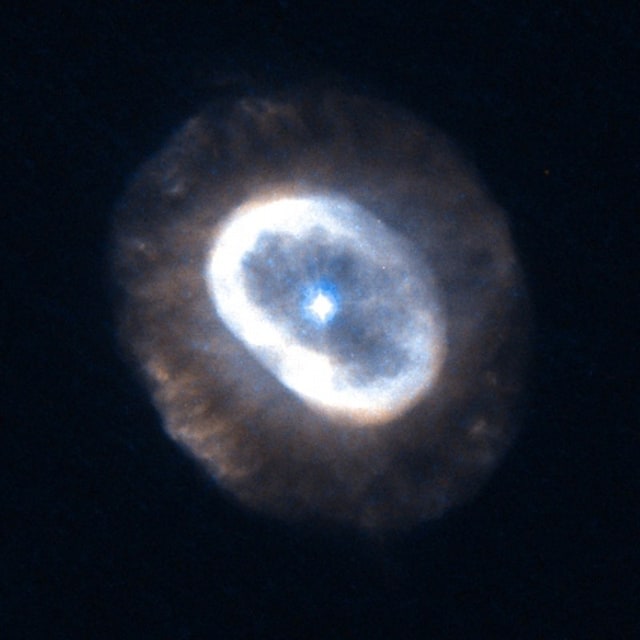 NGC 7662 - планетарная туманность. Описание NGC 7662:, Планетарная туманность в созвездии Андромеда