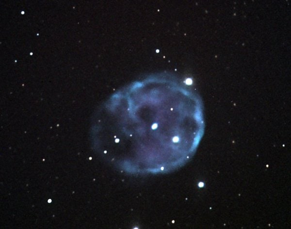 NGC 246 - планетарная туманность. Описание NGC 246:, Планетарная туманность в созвездии Кит