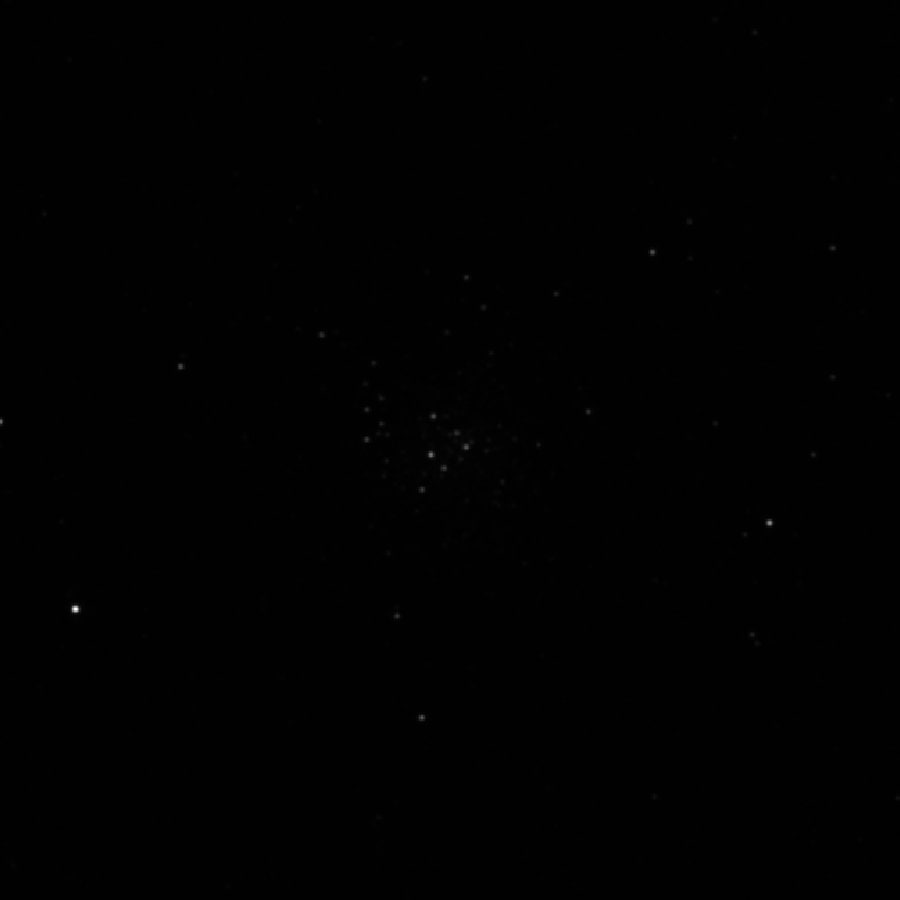 M72, Шаровое скопление в созвездии Водолей