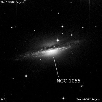 NGC 1055 - спиральная галактика с баром. Описание NGC 1055:, Галактика в созвездии Кит