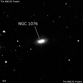 NGC 1076 - линзовидная галактика. Описание NGC 1076:, Галактика в созвездии Кит