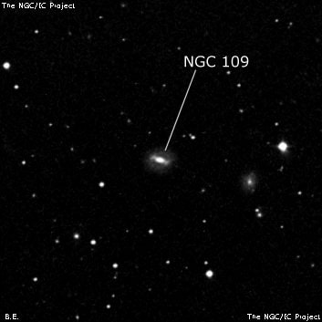 NGC 109 - спиральная галактика с баром. Описание NGC 109:, Галактика в созвездии Андромеда