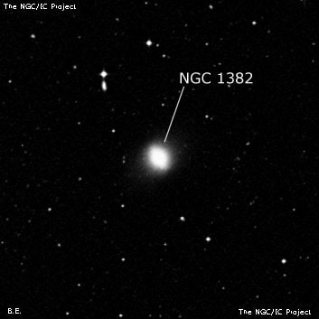 NGC 1382 - спиральная галактика с баром. Описание NGC 1382:, Галактика в созвездии Печь