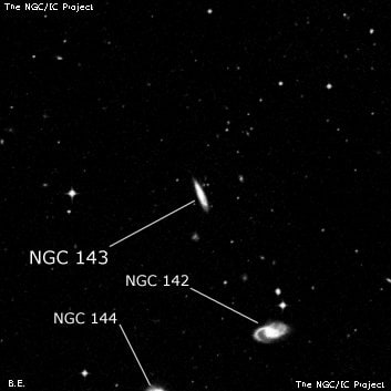 NGC 143 - спиральная галактика с баром. Описание NGC 143:, Галактика в созвездии Кит