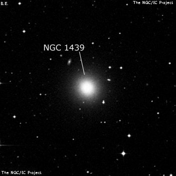 NGC 1439 - эллиптическая галактика. Описание NGC 1439:, Галактика в созвездии Эридан