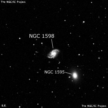 NGC 1598 - спиральная галактика с баром. Описание NGC 1598:, Галактика в созвездии Резец