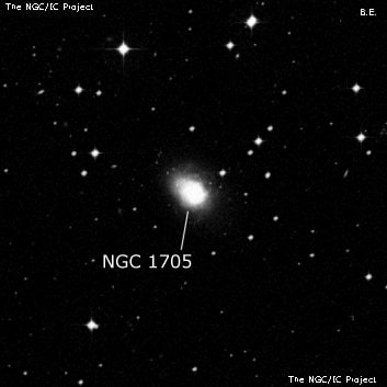 NGC 1705 - галактика. Описание NGC 1705:, Галактика в созвездии Живописец