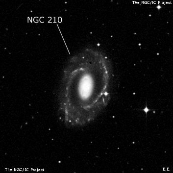 NGC 210 - спиральная галактика с баром. Описание NGC 210:, Галактика в созвездии Кит