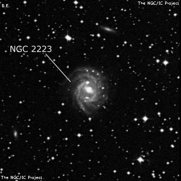 NGC 2223 - спиральная галактика с баром. Описание NGC 2223:, Галактика в созвездии Большой Пес