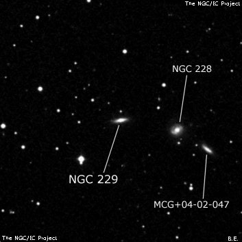NGC 229 - галактика. Описание NGC 229:, Галактика в созвездии Андромеда