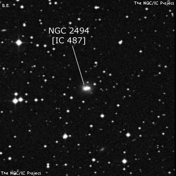 NGC 2494 - спиральная галактика с баром. Описание NGC 2494:, Галактика в созвездии Единорог