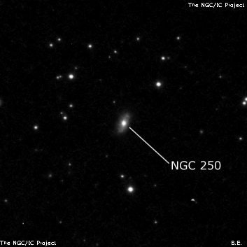 NGC 250 - линзовидная галактика. Описание NGC 250:, Галактика в созвездии Рыбы