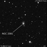 NGC 2581 - спиральная галактика с баром. Описание NGC 2581:, Галактика в созвездии Рак