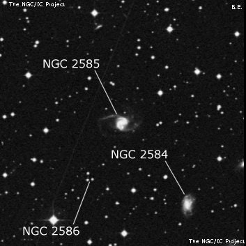 NGC 2585 - спиральная галактика. Описание NGC 2585:, Галактика в созвездии Гидра