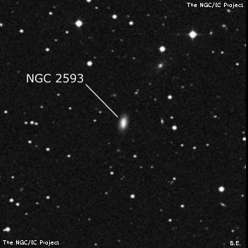 NGC 2593 - линзовидная галактика. Описание NGC 2593:, Галактика в созвездии Рак