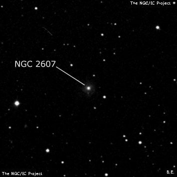NGC 2607 - спиральная галактика. Описание NGC 2607:, Галактика в созвездии Рак