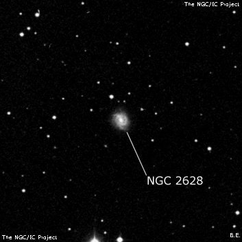 NGC 2628 - спиральная галактика. Описание NGC 2628:, Галактика в созвездии Рак