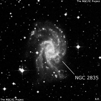 NGC 2835 - спиральная галактика с баром. Описание NGC 2835:, Галактика в созвездии Гидра