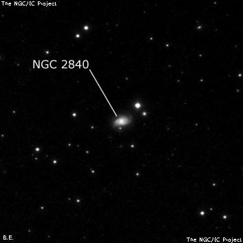 NGC 2840 - спиральная галактика с баром. Описание NGC 2840:, Галактика в созвездии Рысь