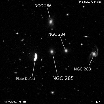 NGC 285 - галактика. Описание NGC 285:, Галактика в созвездии Кит