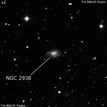 NGC 2938 - спиральная галактика с баром. Описание NGC 2938:, Галактика в созвездии Дракон