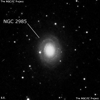 NGC 2985 - спиральная галактика. Описание NGC 2985:, Галактика в созвездии Большая Медведица