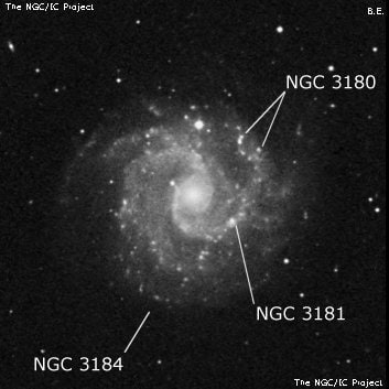 NGC 3184 - спиральная галактика с баром. Описание NGC 3184:, Галактика в созвездии Большая Медведица