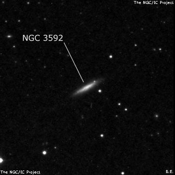 NGC 3592 - спиральная галактика. Описание NGC 3592:, Галактика в созвездии Лев