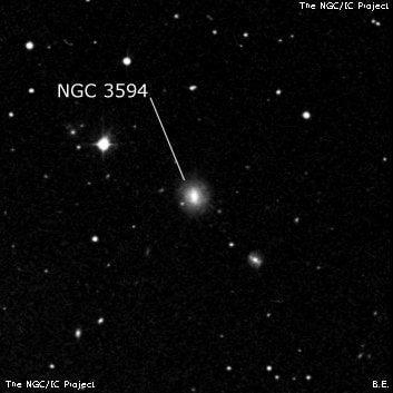 NGC 3594 - спиральная галактика с баром. Описание NGC 3594:, Галактика в созвездии Большая Медведица