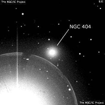 NGC 404 - галактика. Описание NGC 404:, Галактика в созвездии Андромеда