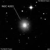 NGC 4203 - спиральная галактика с баром. Описание NGC 4203:, Галактика в созвездии Волосы Вероники