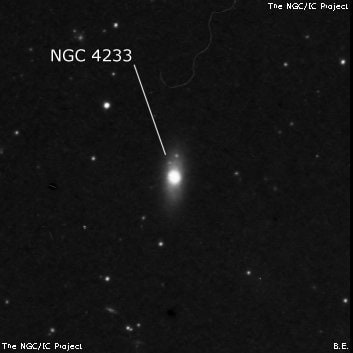 NGC 4233 - спиральная галактика с баром. Описание NGC 4233:, Галактика в созвездии Дева