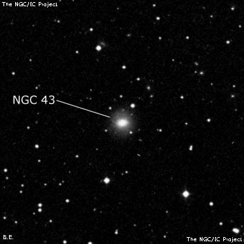 NGC 43 - спиральная галактика с баром. Описание NGC 43:, Галактика в созвездии Андромеда
