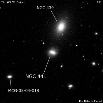 NGC 441 - спиральная галактика с баром. Описание NGC 441:, Галактика в созвездии Скульптор