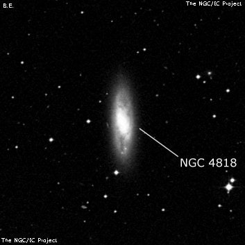NGC 4818 - спиральная галактика с баром. Описание NGC 4818:, Галактика в созвездии Дева