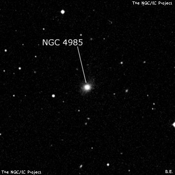 NGC 4985 - линзовидная галактика. Описание NGC 4985:, Галактика в созвездии Гончие Псы