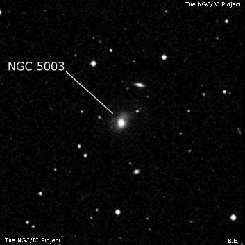 NGC 5003 - спиральная галактика. Описание NGC 5003:, Галактика в созвездии Гончие Псы