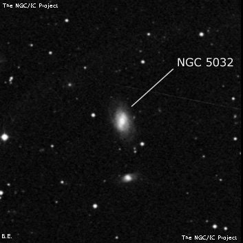 NGC 5032 - спиральная галактика с баром. Описание NGC 5032:, Галактика в созвездии Волосы Вероники