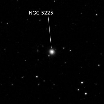 NGC 5225 - спиральная галактика. Описание NGC 5225:, Галактика в созвездии Гончие Псы