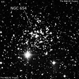 NGC 654 - рассеянное скопление звёзд. Описание NGC 654:, Рассеянное скопление в созвездии Кассиопея