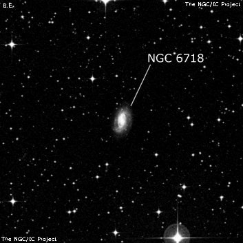 NGC 6718 - спиральная галактика с баром. Описание NGC 6718:, Галактика в созвездии Павлин