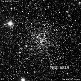 NGC 6819 - рассеянное скопление звёзд. Описание NGC 6819:, Рассеянное скопление в созвездии Лебедь