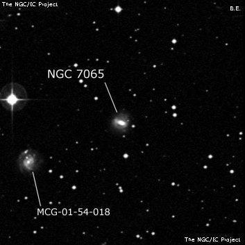 NGC 7065 - спиральная галактика с баром. Описание NGC 7065:, Галактика в созвездии Водолей