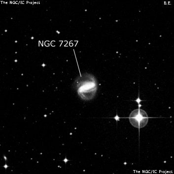 NGC 7267 - спиральная галактика с баром. Описание NGC 7267:, Галактика в созвездии Южная Рыба