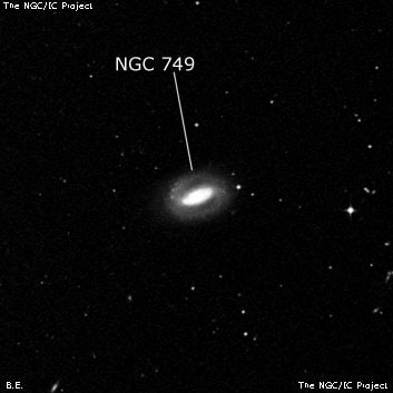 NGC 749 - спиральная галактика с баром. Описание NGC 749:, Галактика в созвездии Печь