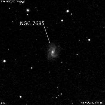 NGC 7685 - спиральная галактика с баром. Описание NGC 7685:, Галактика в созвездии Рыбы