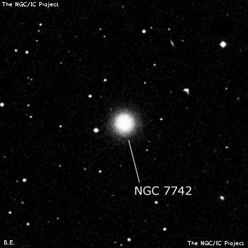 NGC 7742 - спиральная галактика. Описание NGC 7742:, Галактика в созвездии Пегас