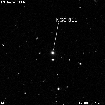 NGC 811 - спиральная галактика. Описание NGC 811:, Галактика в созвездии Кит