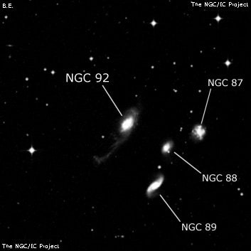 NGC 92 - спиральная галактика. Описание NGC 92:, Галактика в созвездии Феникс